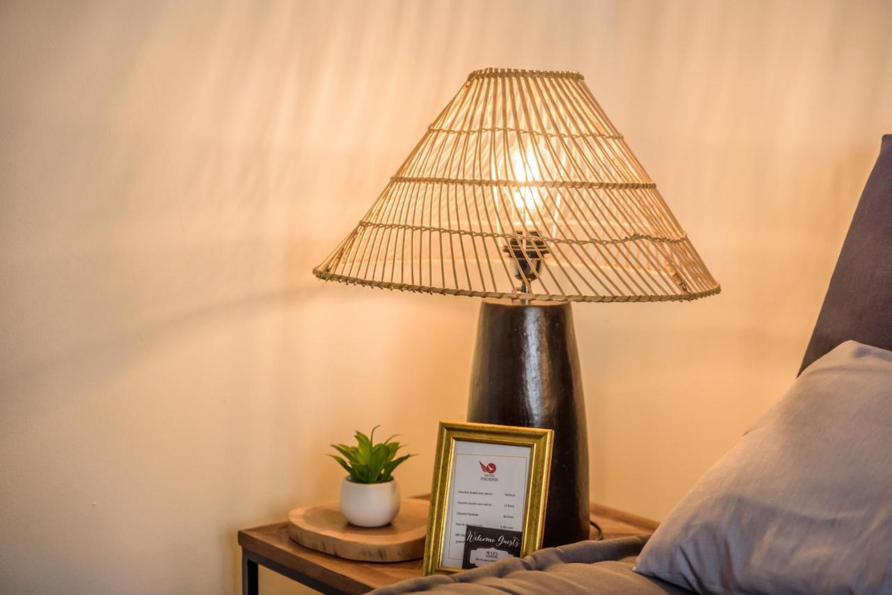 Appartements Et Chambres En Coeur De Ville Saint-Denis - Entree Autonome - Check In 14H30- Экстерьер фото
